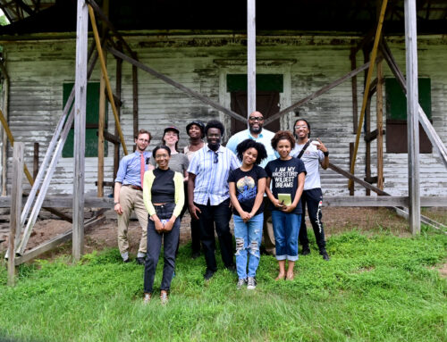 Students from the Museum of the American Revolution’s Living History Youth Summer Institute at the Dennis Farm