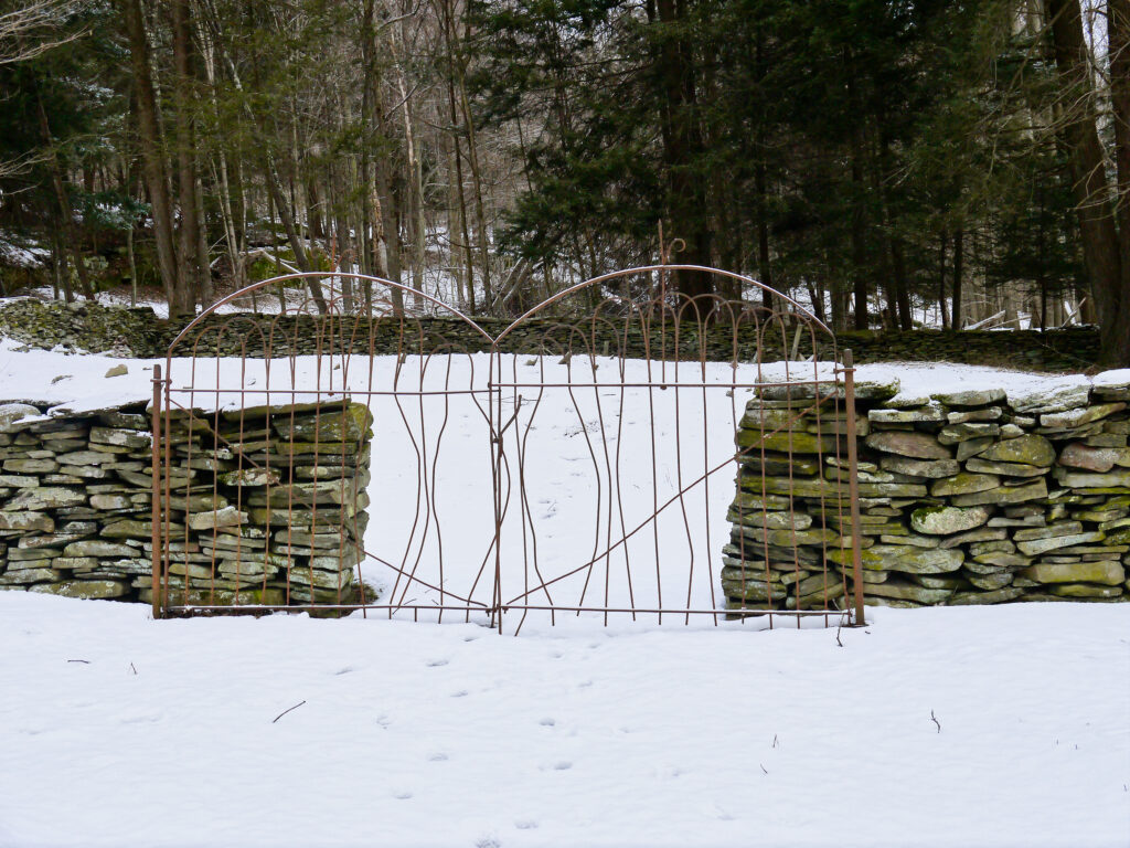 perkins dennis cemetery gate in snow